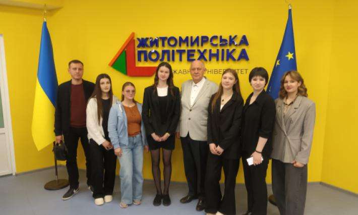 УЧАСТЬ СТУДЕНТІВ ТРАНСПОРТНИХ ТЕХНОЛОГІЙ У ВСЕУКРАЇНСЬКІЙ НАУКОВО-ПРАКТИЧНІЙ КОНФЕРЕНЦІЇ ЗДОБУВАЧІВ ВИЩОЇ ОСВІТИ І МОЛОДИХ ВЧЕНИХ  (ПРИСВЯЧЕНОЇ ДНЮ НАУКИ)