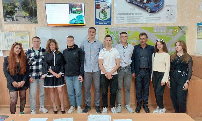 ЗАХИСТИ КВАЛІФІКАЦІЙНИХ РОБІТ ФАХОВОГО МОЛОДШОГО БАКАЛАВРА З ТРАНСПОРТНИХ ТЕХНОЛОГІЙ НА АВТОМОБІЛЬНОМУ ТРАНСПОРТІ